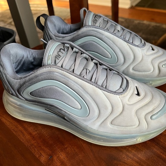 Nike Gray Air Max 720 Women’s Sneakers Shoes - Picture 12 of 12